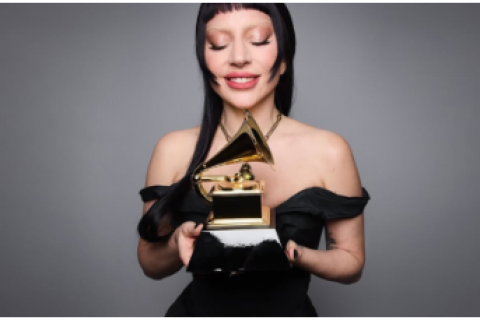 Lady Gaga agradece “little monsters” por seu 14º Grammy